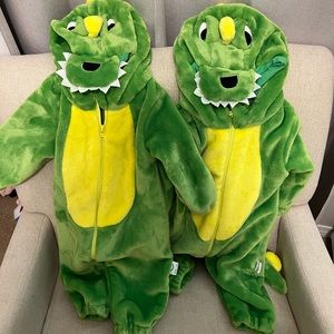 Infant dinosaur Halloween costume